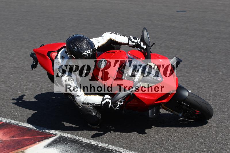 Archiv-2022/50 09.08.2022 MSS und TÖFF Track Day ADR/Gruppe rot/unklar
